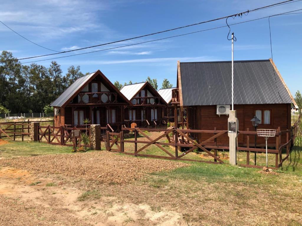 Cabañas Rosmar Colón Exterior foto